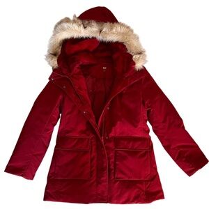 UNIQLO cerise red puffer coat with faux fur hood, size Medium